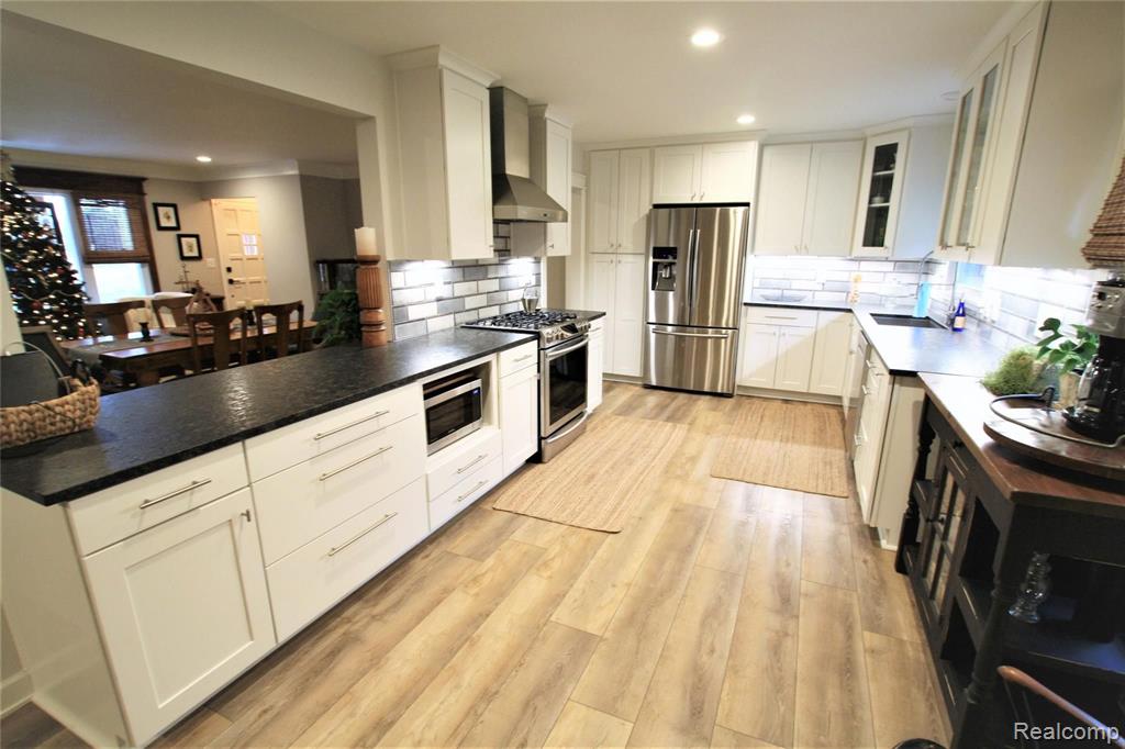 1459 Flushing Road Flushing, MI 48433 - Photo 10 of 35