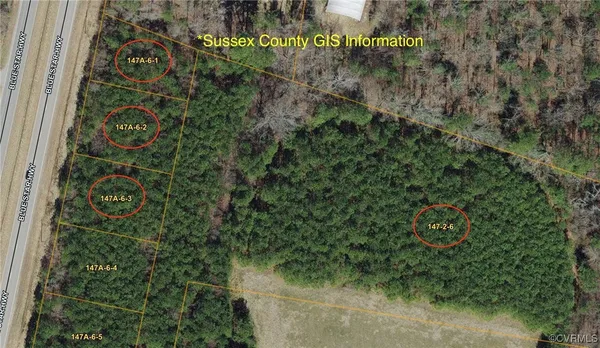 a view of a pathway of a building