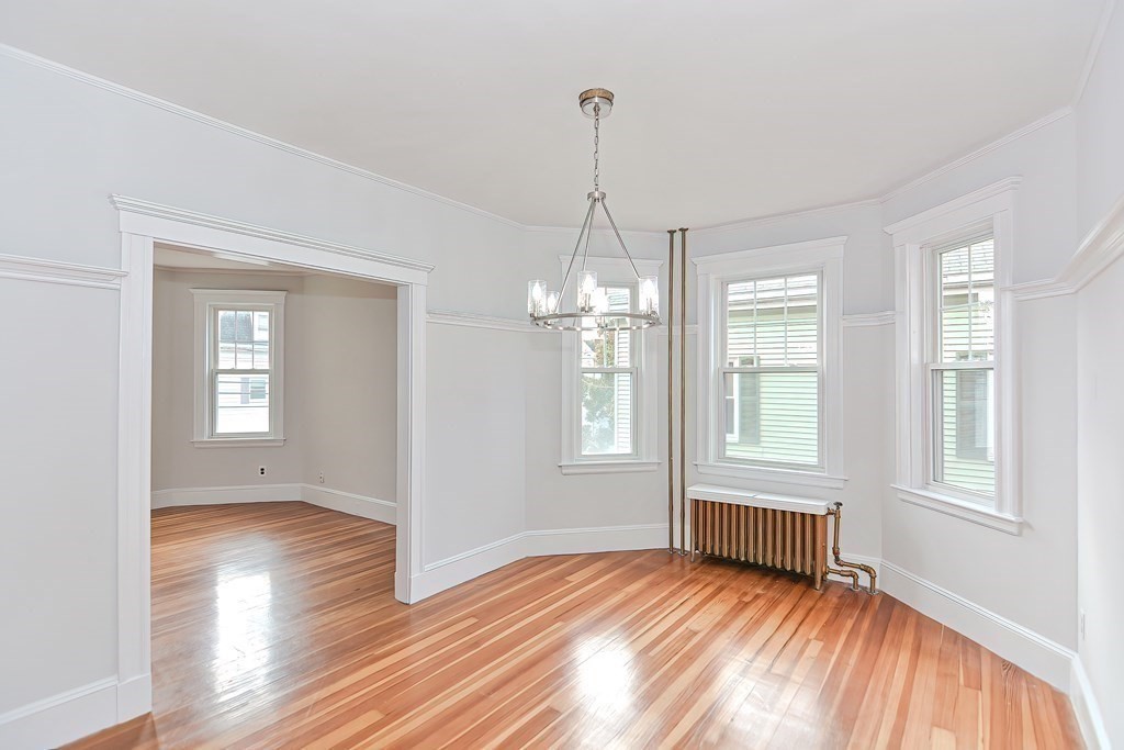 14 Rice Street, Unit B Brookline, MA 02445 - Photo 9 of 26 Gallery Image 9