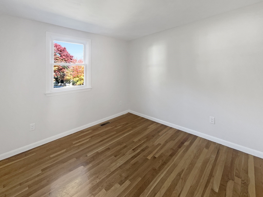14 Edgewood Road Milford, MA 01757 - Photo 17 of 28 Gallery Image 17