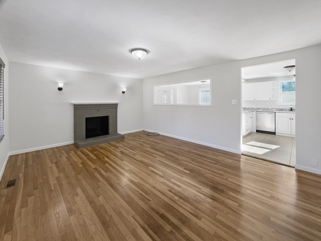 14 Edgewood Road Milford, MA 01757 - Photo 3 of 28 Gallery Image 3