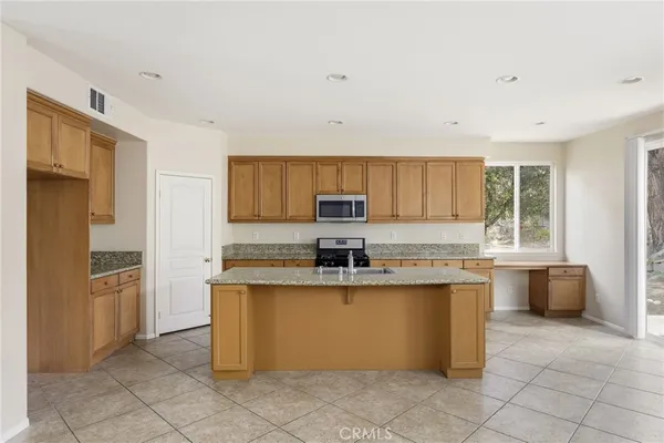 $3,400 | 39790 Westchester Court, Temecula, CA 92591