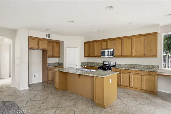 $3,400 | 39790 Westchester Court, Temecula, CA 92591