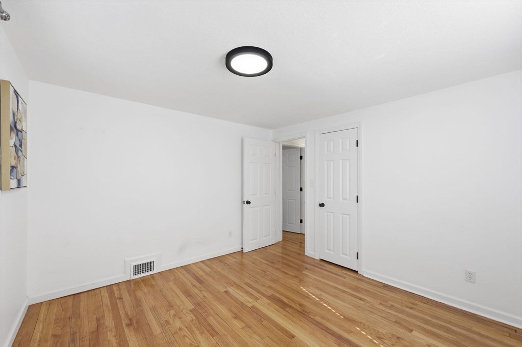 97 Maebeth Street Springfield, MA 01119 - Photo 23 of 41