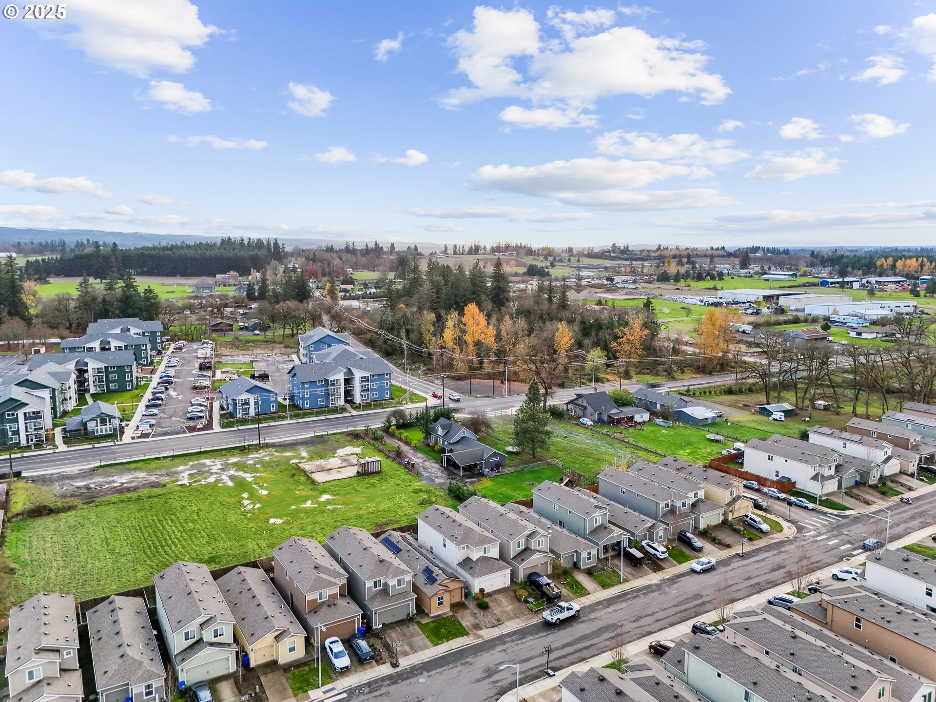902 South View Drive Molalla, OR 97038 - Photo 23 of 24 a view of a city