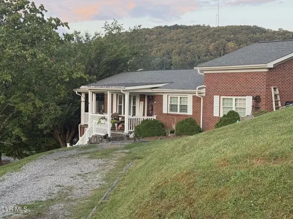 $265,000 | 103 Peaceful Street, Clintwood, VA 24228