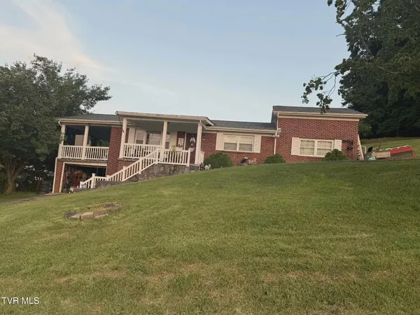 $265,000 | 103 Peaceful Street, Clintwood, VA 24228