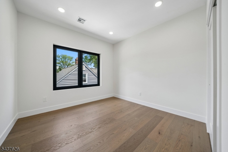 1804 Rutherford Street Rahway, NJ 07065 - Photo 22 of 36