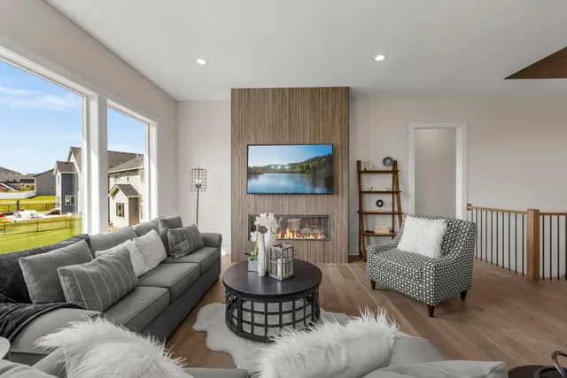 $789,900 | 19791 Henning Avenue, Lakeville, MN 55044