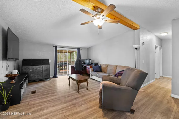 $284,900 | 1684 Freedom Drive, Middleburg, FL 32068