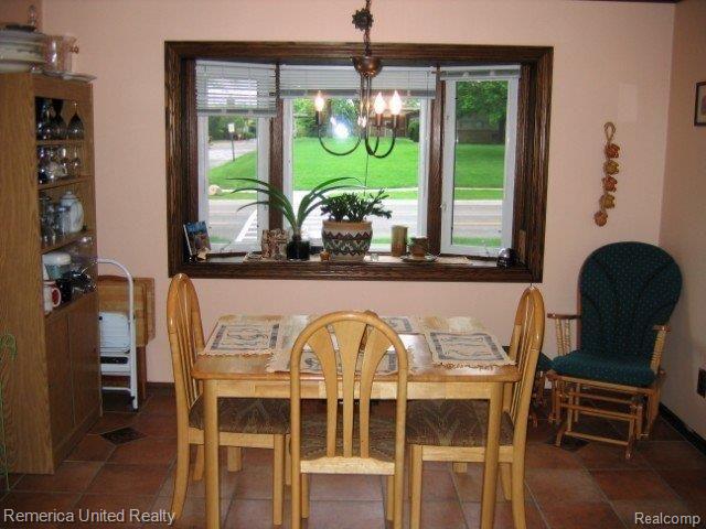 23800 Power Road Farmington, MI 48336 - Photo 11 of 17 Front Facing Dining Room
