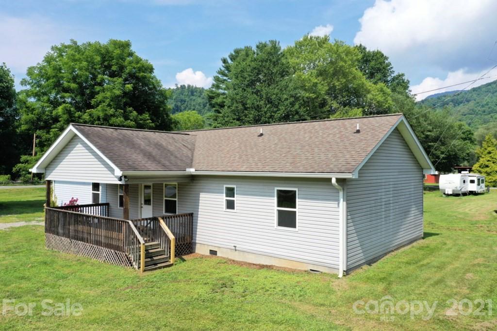 10 Parris Branch Road Sylva, NC 28779 - Photo 3 of 17 Gallery Image 3