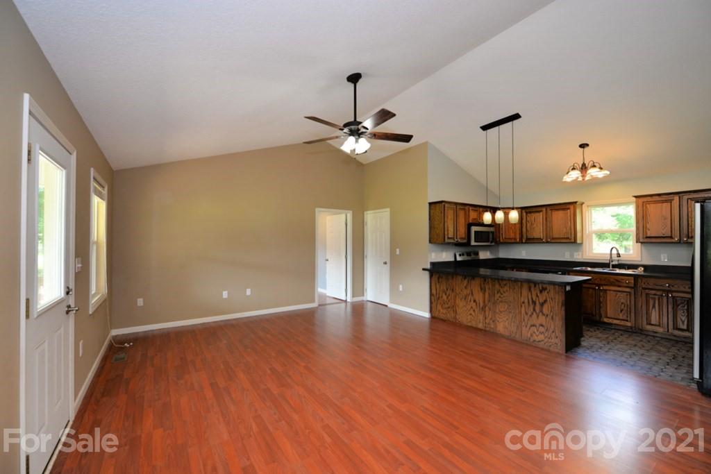 10 Parris Branch Road Sylva, NC 28779 - Photo 10 of 17 Gallery Image 10