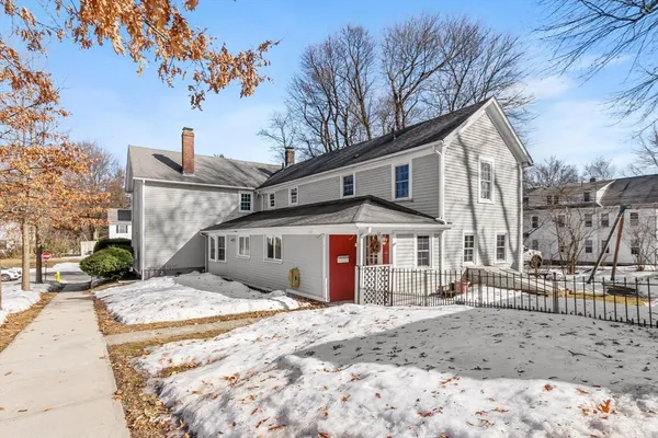 $680,000 | 100 Burncoat Street, Worcester, MA 01605