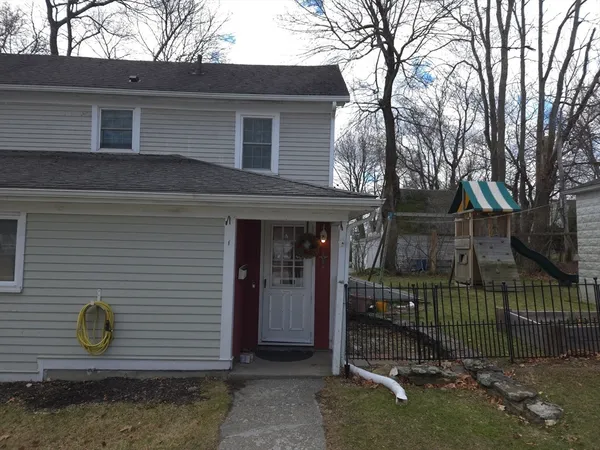 $645,000 | 100 Burncoat Street, Worcester, MA 01605