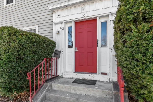 $699,900 | 100 Burncoat Street, Worcester, MA 01605