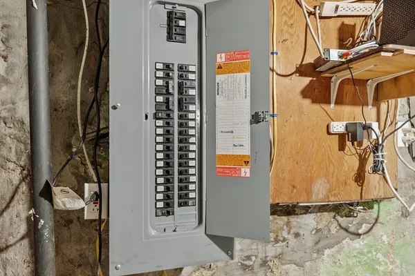 $699,900 | 100 Burncoat Street, Worcester, MA 01605