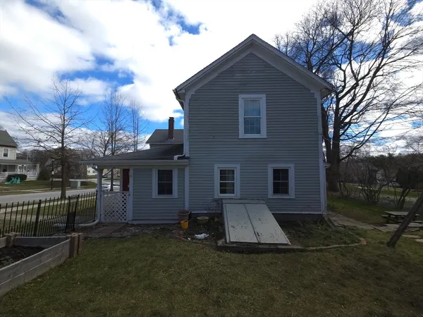 $645,000 | 100 Burncoat Street, Worcester, MA 01605