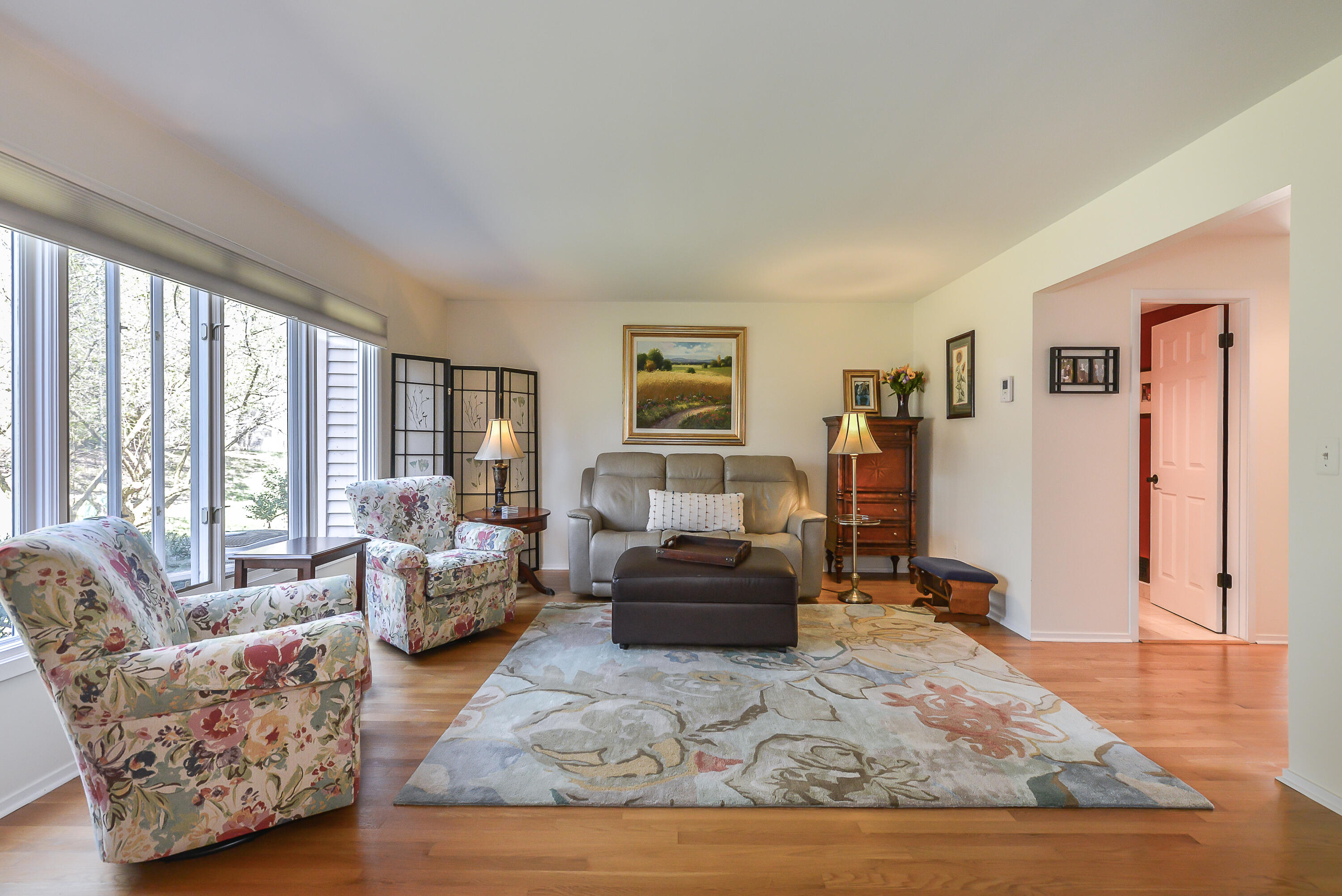 5432 Parkgrove Road Ann Arbor, MI 48103 - Photo 11 of 50 Living room