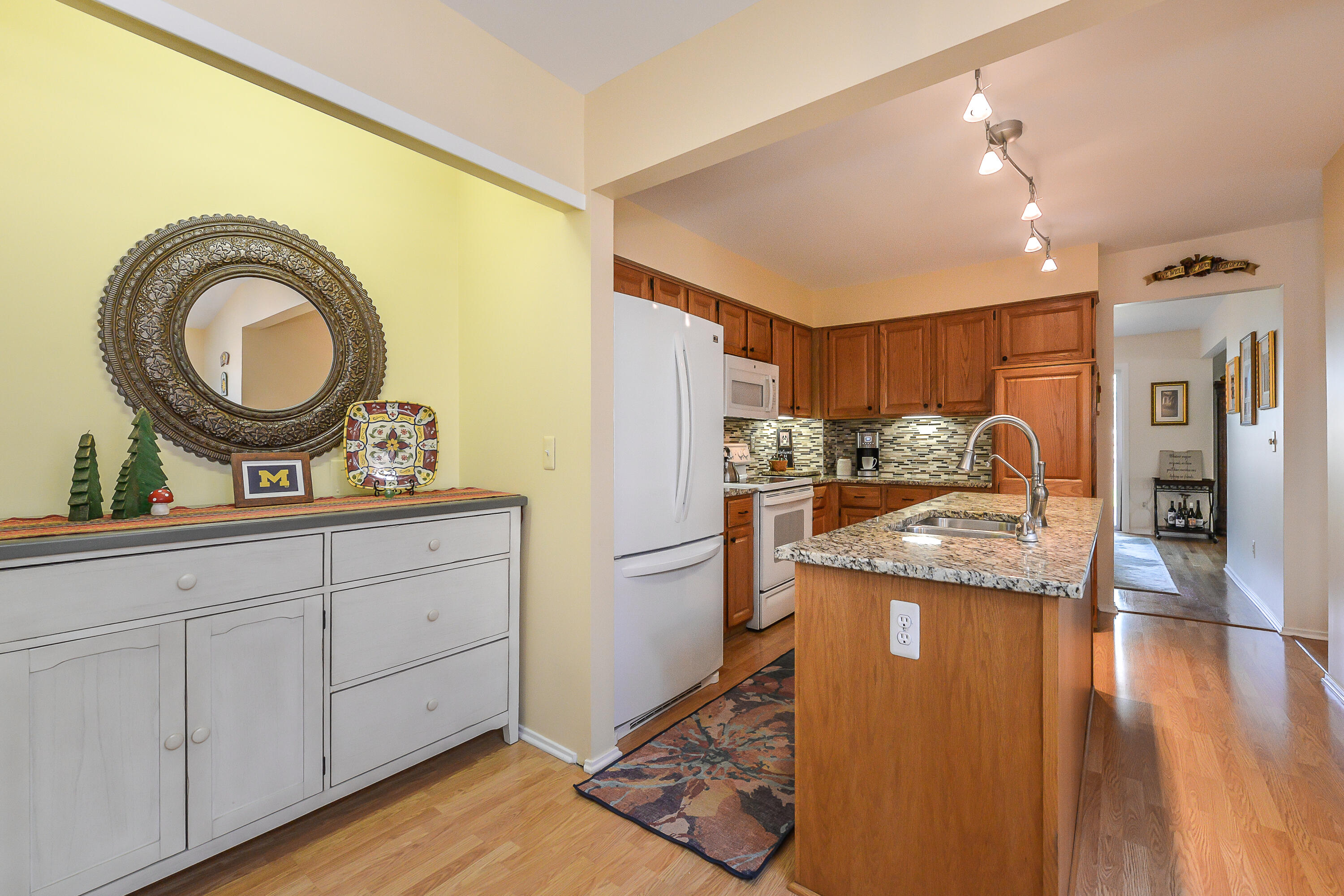 5432 Parkgrove Road Ann Arbor, MI 48103 - Photo 20 of 50 Kitchen