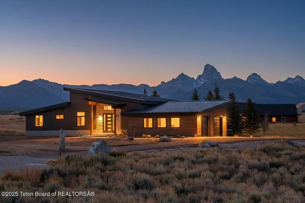 $1,695,000 | 9475 Buck Town Boulevard, Tetonia, ID 83452