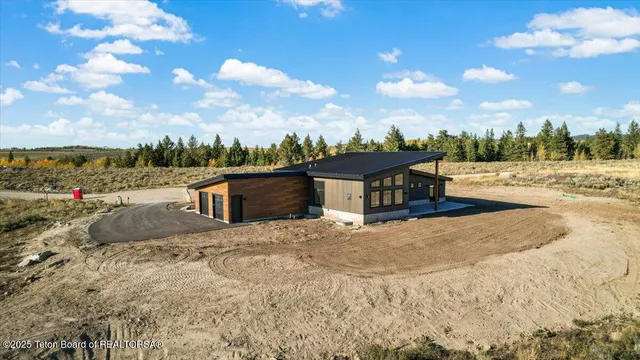 $1,695,000 | 9475 Buck Town Boulevard, Tetonia, ID 83452