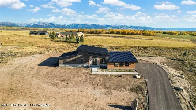 $1,695,000 | 9475 Buck Town Boulevard, Tetonia, ID 83452