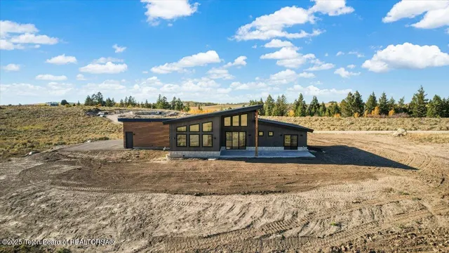 $1,695,000 | 9475 Buck Town Boulevard, Tetonia, ID 83452