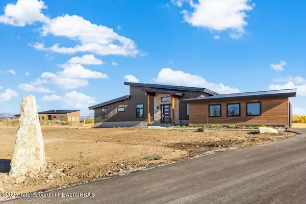 $1,695,000 | 9475 Buck Town Boulevard, Tetonia, ID 83452