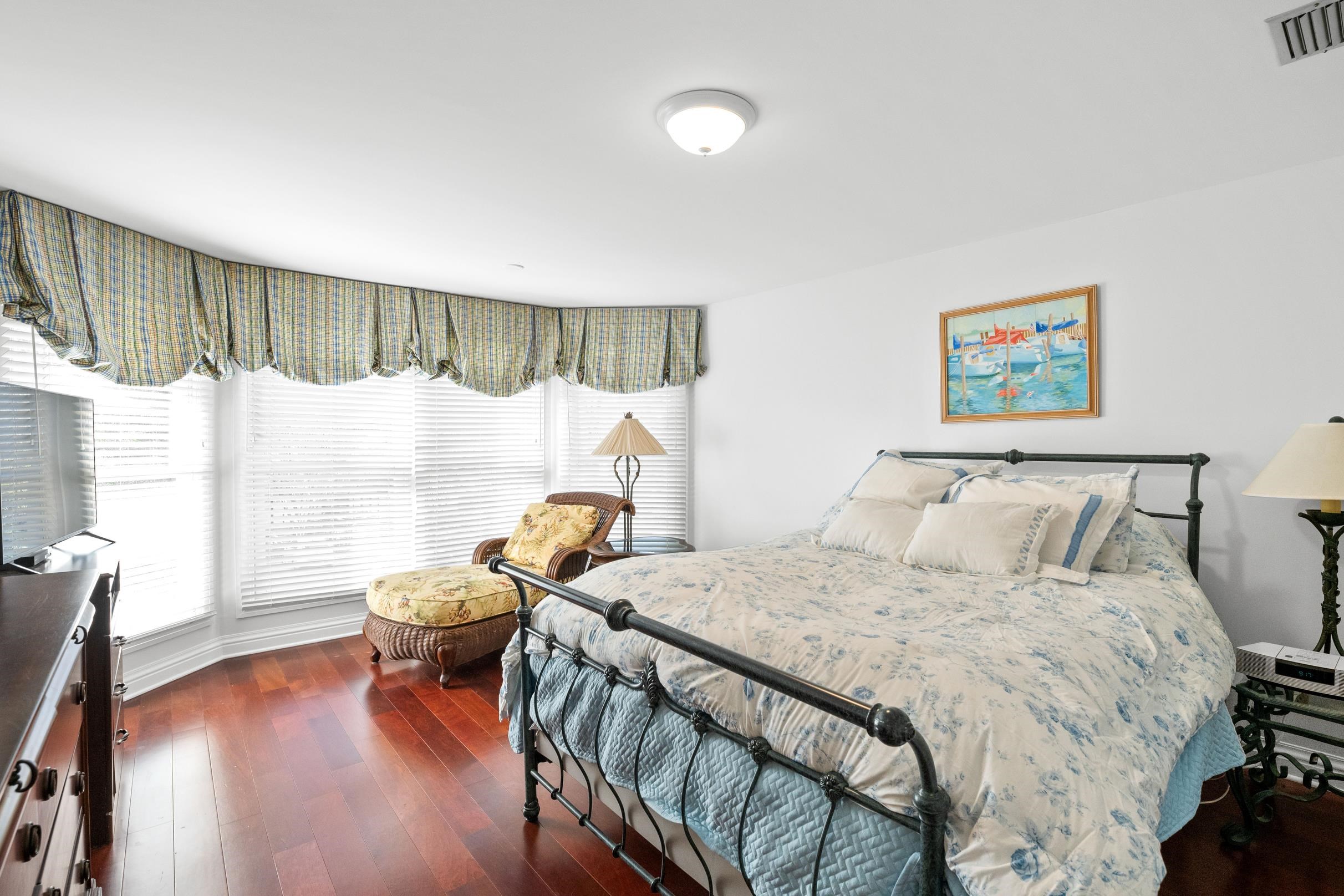 510 Oak Ridge Court West Daphne, AL 36526 - Photo 19 of 50 Primary Bedroom