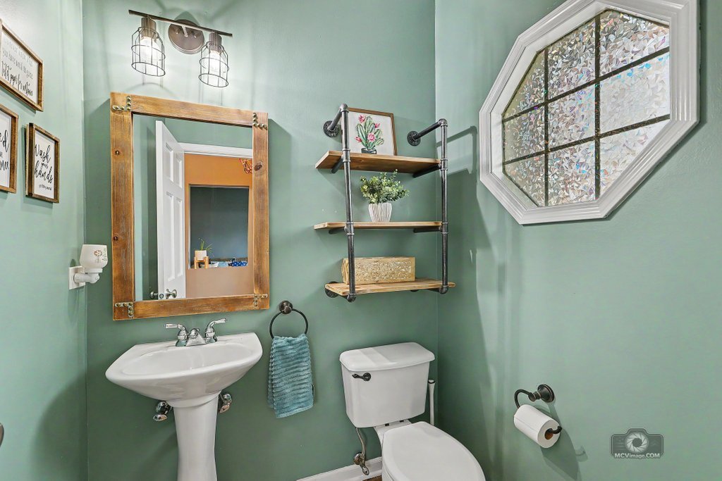 437 Raintree Drive Oswego, IL 60543 - Photo 14 of 49 Gallery Image 14