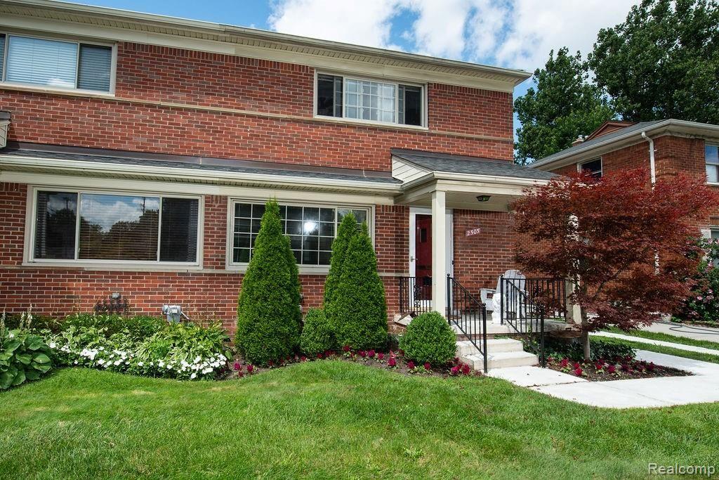 2505 Oliver Road Royal Oak, MI 48073 - Photo 2 of 23