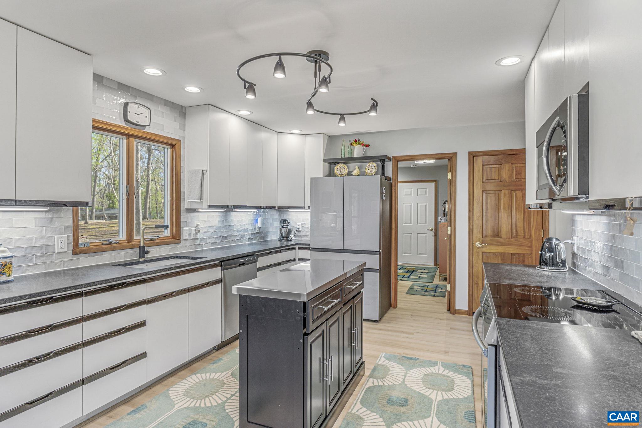26 Out Of Bounds Road Palmyra, VA 22963 - Photo 21 of 56 Gallery Image 21
