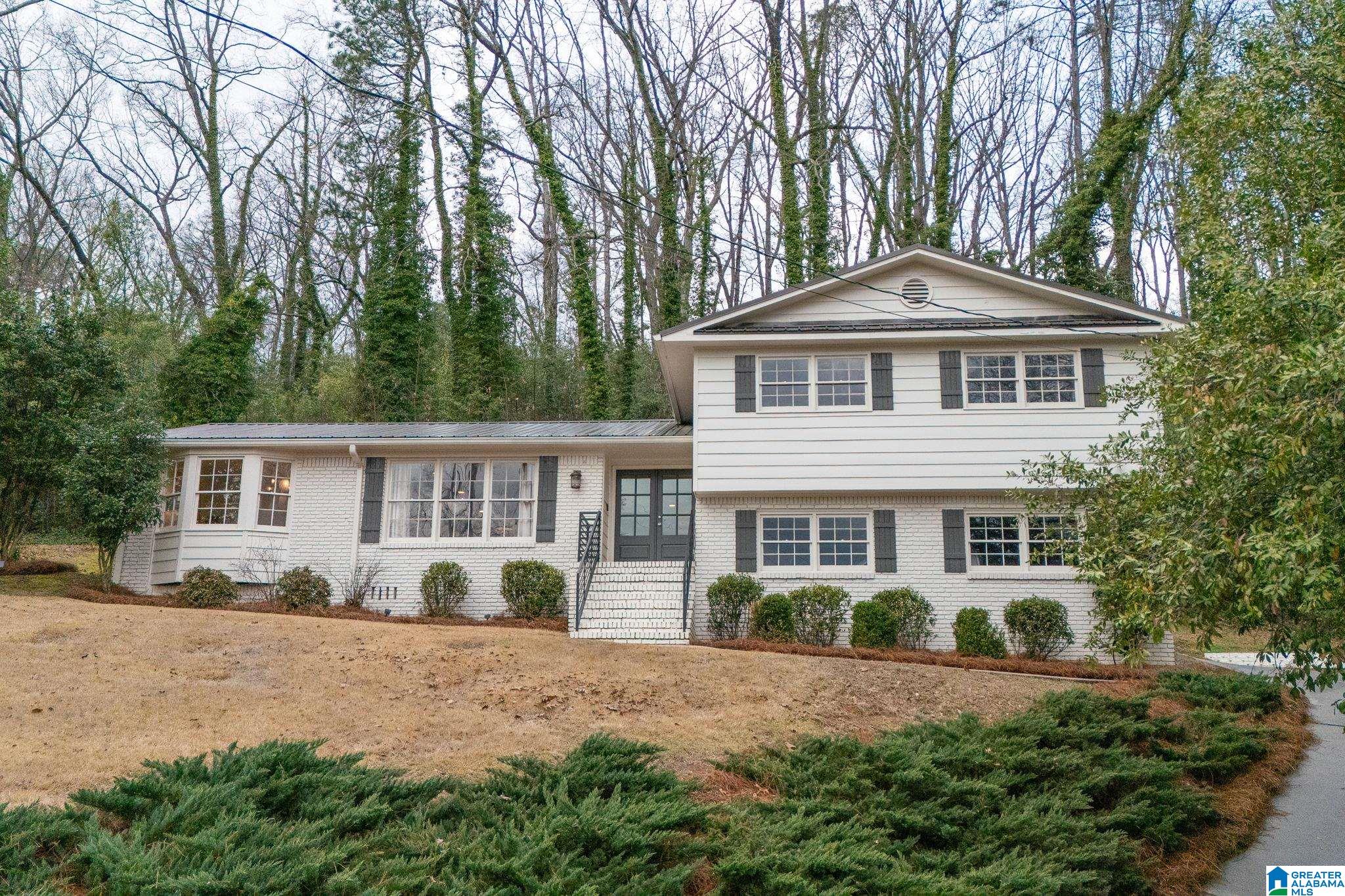 1616 Moss Rock Road Hoover, AL 35226 - Photo 4 of 39 Gallery Image 4