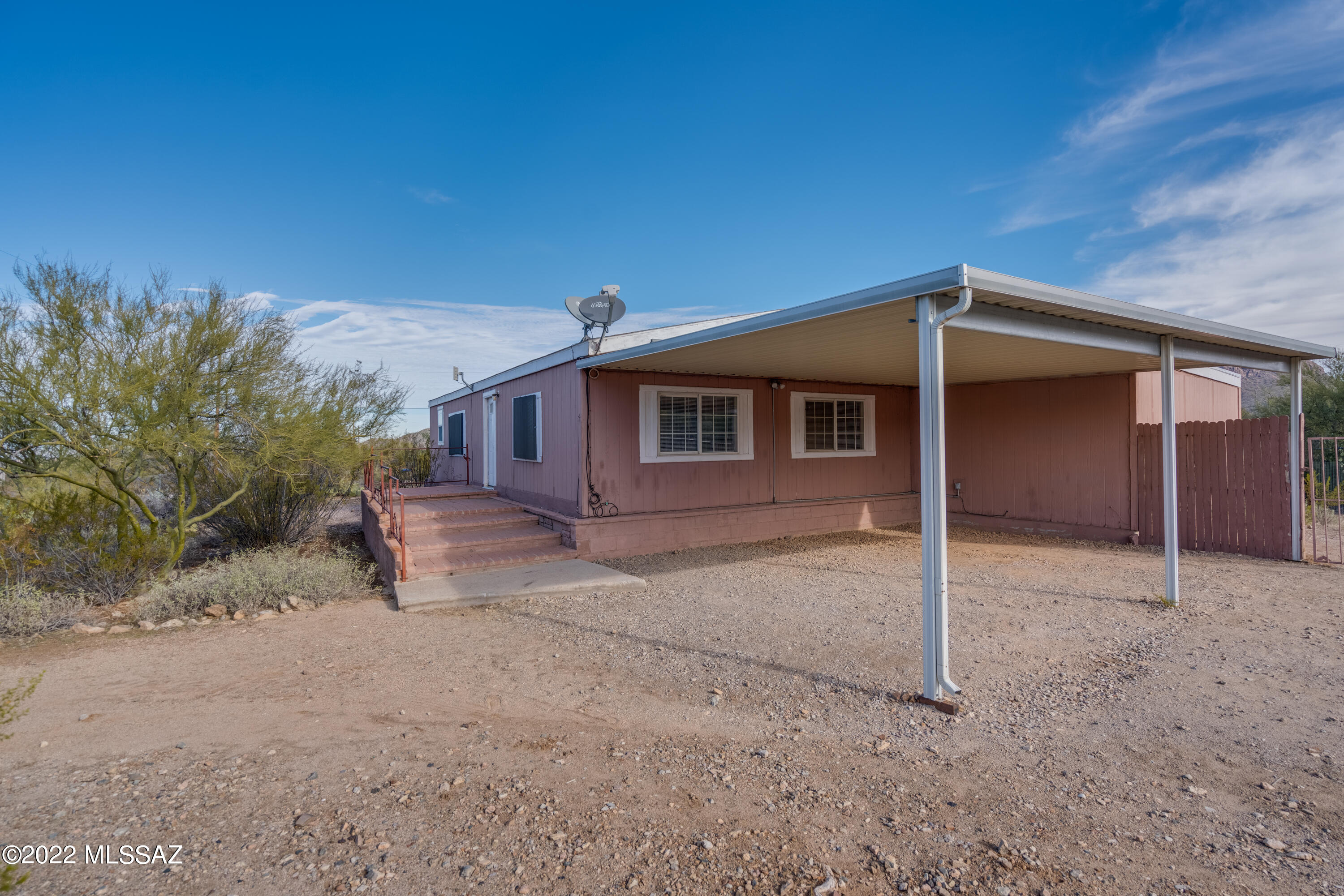 9484 West Picture Rocks Road Tucson, AZ 85743 - Photo 1 of 32
