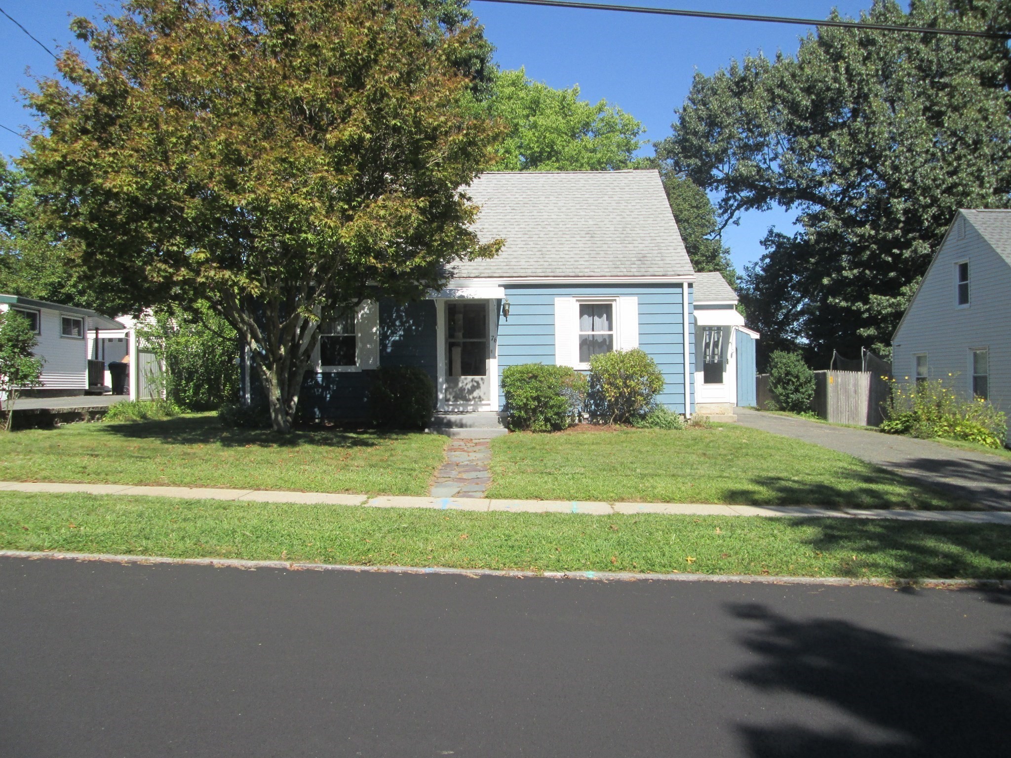 76 Surrey Road Springfield, MA 01118 - Photo 20 of 26 Gallery Image 20