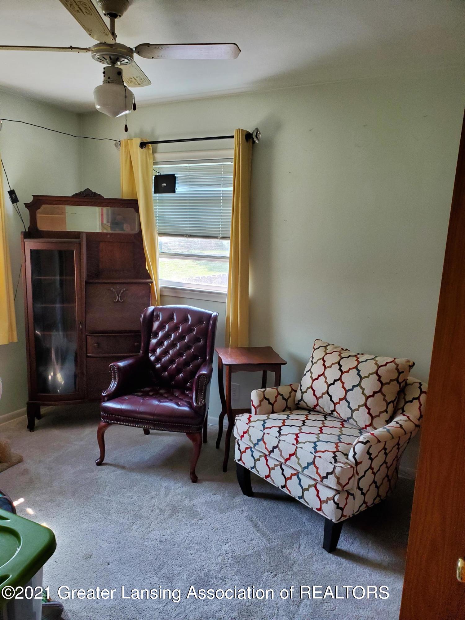 6016 Schafer Road Lansing, MI 48911 - Photo 19 of 34 20210728_105736