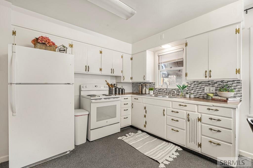 249 East 1st South Rexburg, ID 83440 - Photo 8 of 26