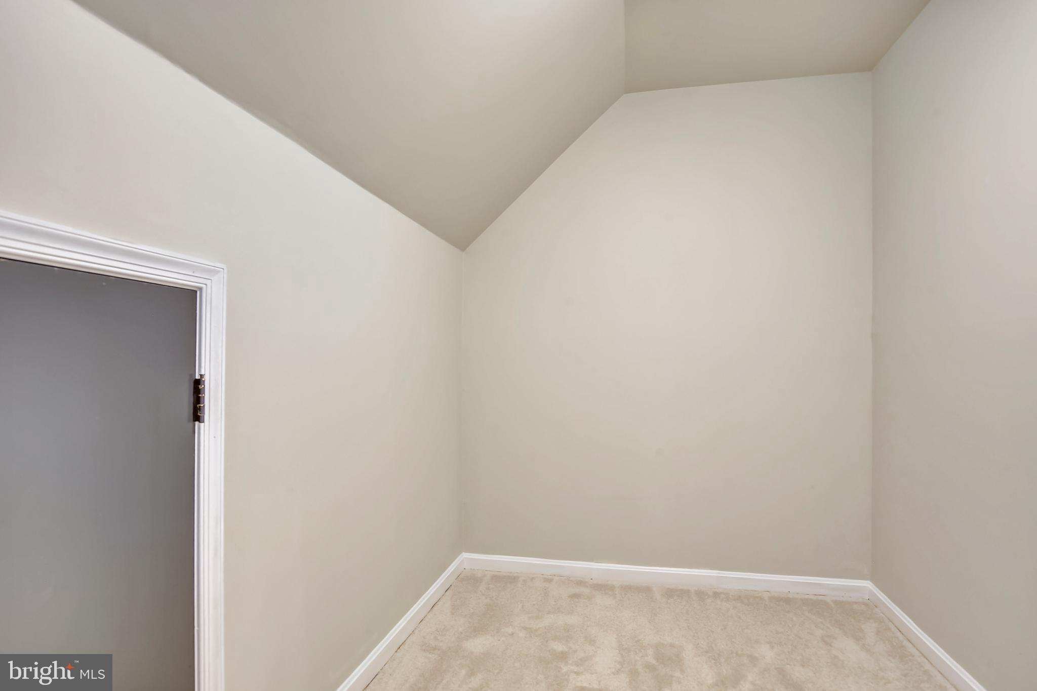 1508 Laurel Hill Road Vienna, VA 22182 - Photo 22 of 57 Gallery Image 22