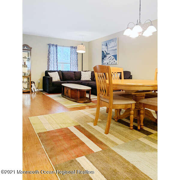 44 Quail Run Bayville, NJ 08721 - Photo 9 of 27 Dining Room/ Living Room Combo