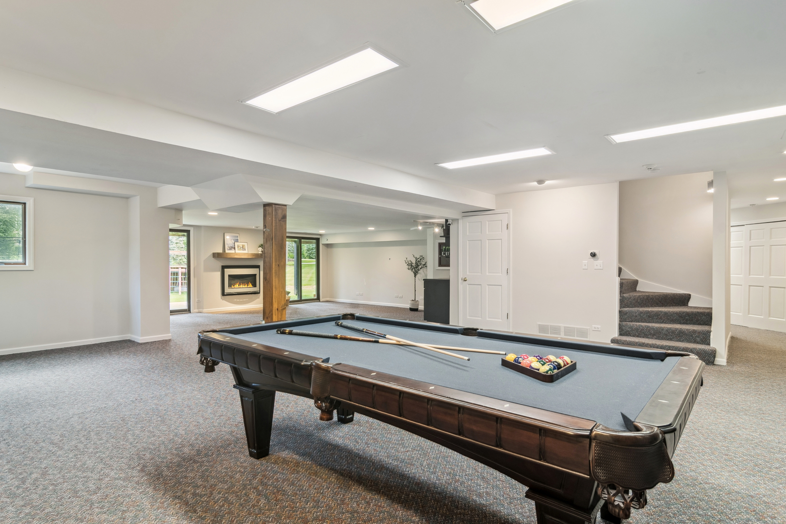2223 Shetland Road Inverness, IL 60010 - Photo 27 of 40 a room with pool table and windows