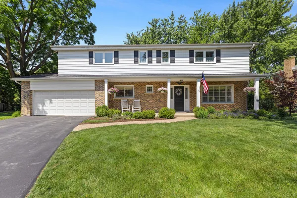 $849,000 | 1240 Bar Harbor Terrace, Northbrook, IL 60062