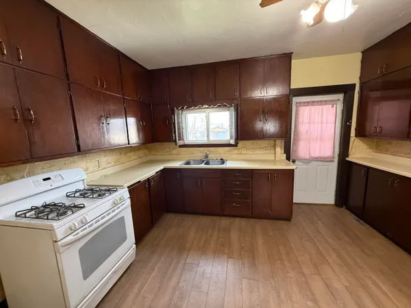 $174,900 | 1901 13th Street, Two Rivers, WI 54241