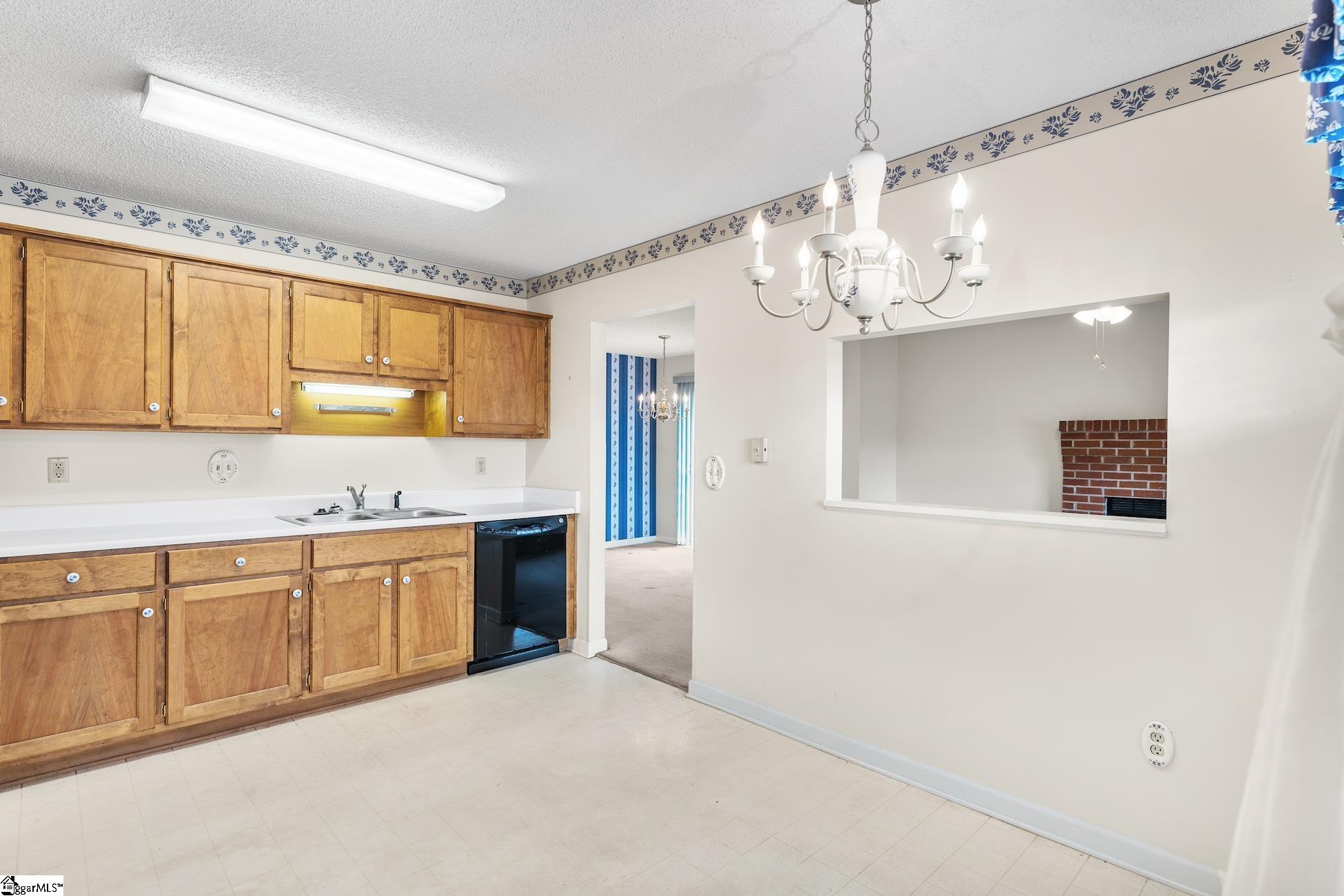 2 Ridgeside Court Greenville, SC 29617 - Photo 12 of 28 Gallery Image 12