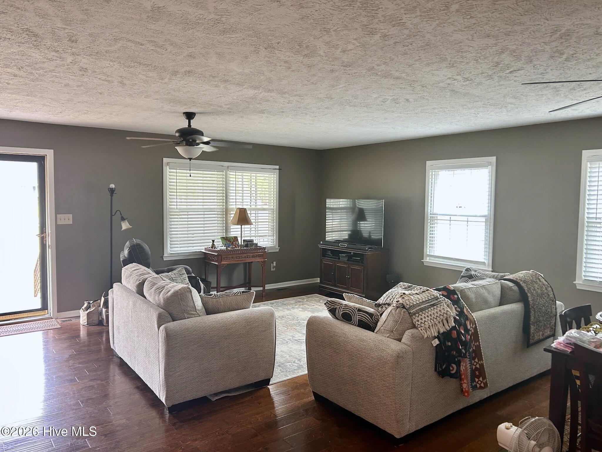 102 Wilderness Drive Rockingham, NC 28379 - Photo 4 of 28 living room