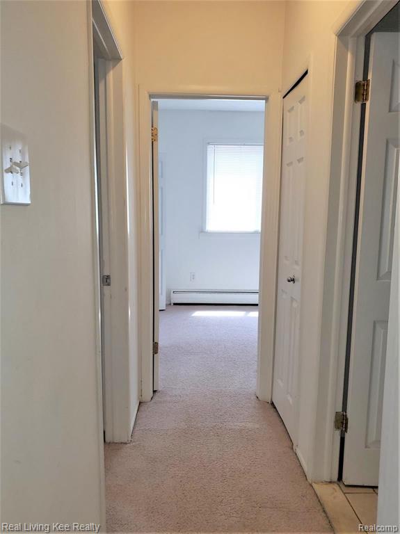 711 West Maple Road Clawson, MI 48017 - Photo 13 of 18