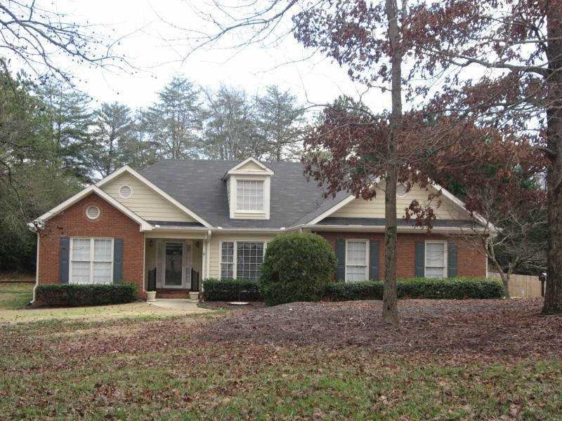 1515 Greystone Road Cumming, GA 30040 - Photo 1 of 1 Exterior Front. Brick front ranch