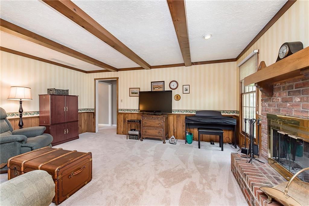 12816 Charing Cross Road Carmel, IN 46033 - Photo 12 of 29 Gallery Image 12