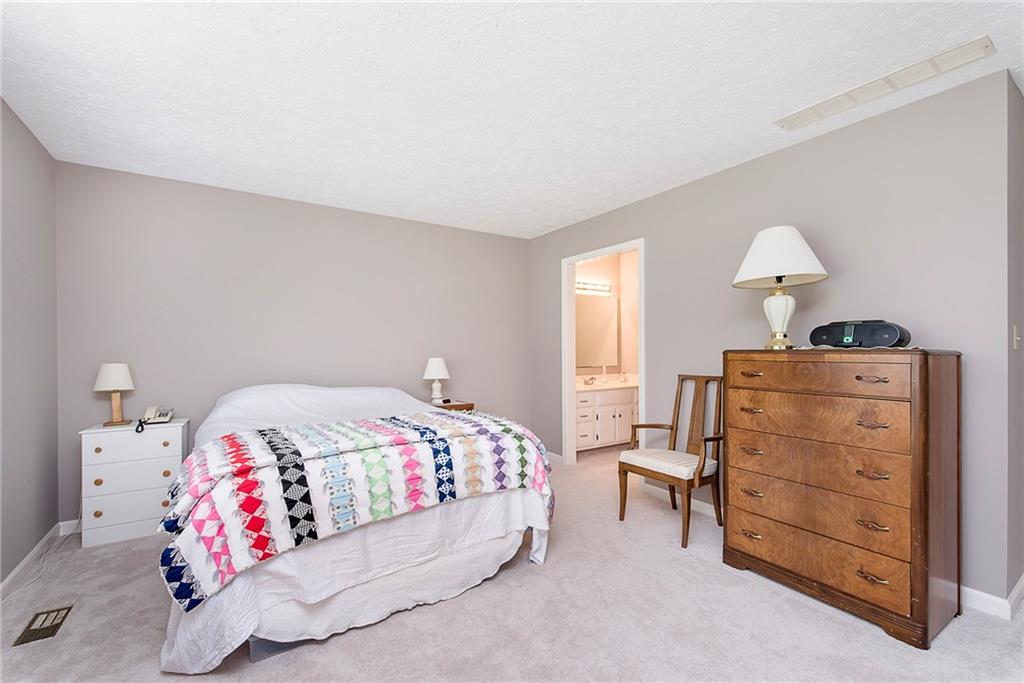 12816 Charing Cross Road Carmel, IN 46033 - Photo 15 of 29 Gallery Image 15