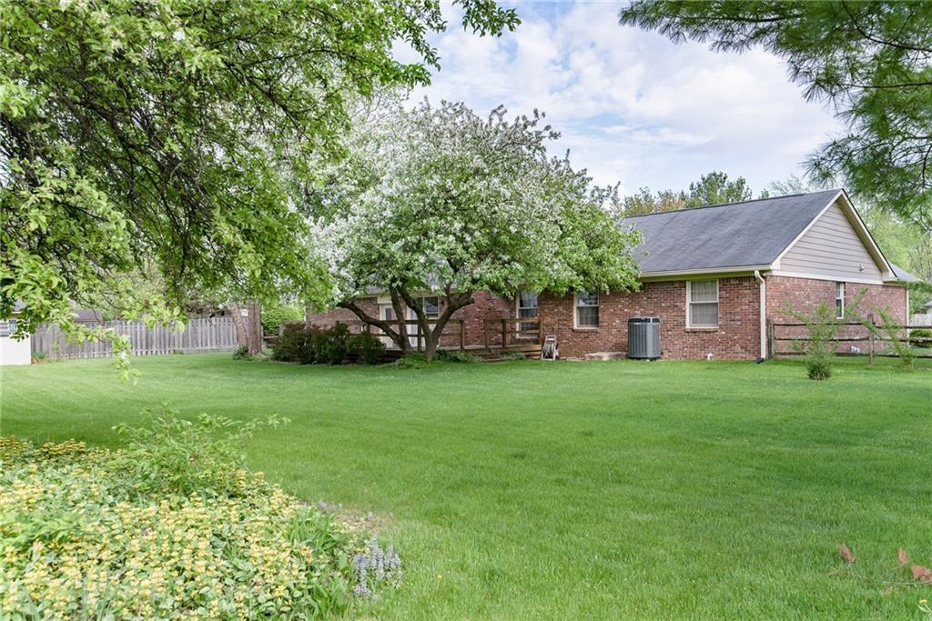 12816 Charing Cross Road Carmel, IN 46033 - Photo 28 of 29 Gallery Image 28